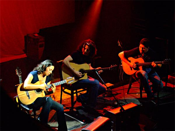 Guitar Heroes: Alex Skolnick with Rodrigo y Gabriela on Planetary Coaltion