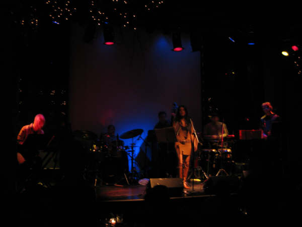 Monday's Tour Blogs - JAKARTA AND JAPAN TOUR, WINTER 2006 (Nov 19-Dec 14) -- Part 2